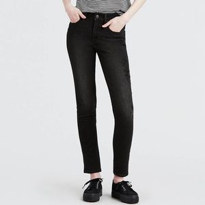 🖤Levi’s 721 embroidered high rise skinny jeans🖤